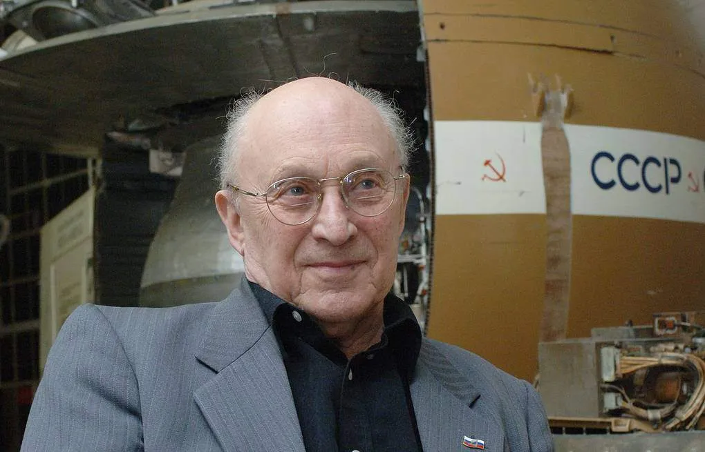 Человек-легенда. К 100-летию со дня рождения О.Г. Ивановского