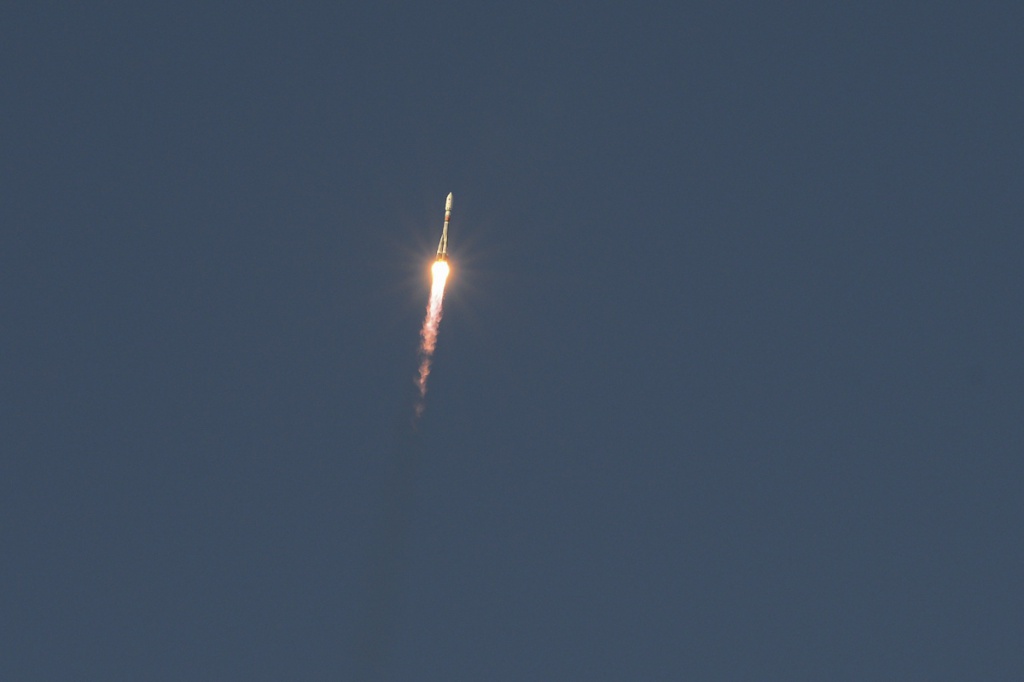 пуск ракеты-носителя «Союз-2.1б» с разгонным блоком «Фрегат» пуск ракеты-носителя «Союз-2.1б» с разгонным блоком «Фрегат»